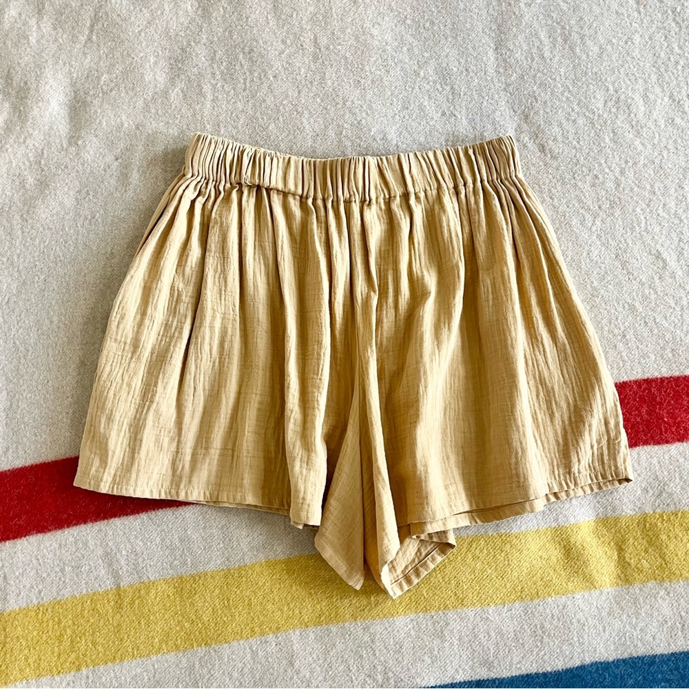Miranda Bennett Harlow shorts in Mexican mint marigold